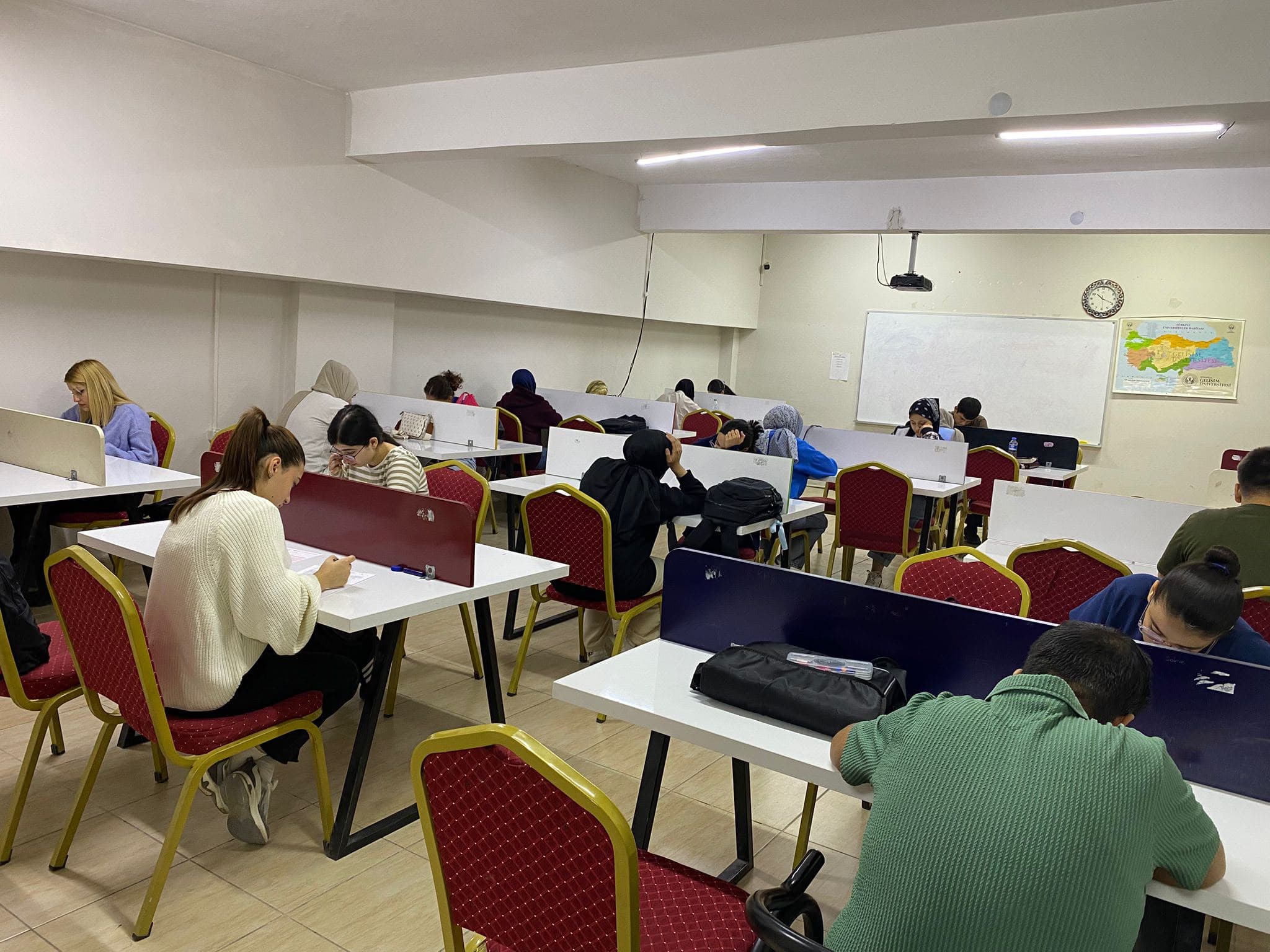 Atafen çalışma salonu
